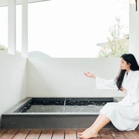 Qianna Guanshan Hot Spring Resort Hotel