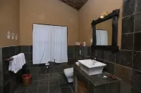 Jungle Villa Resort - Near Chitwan National Park