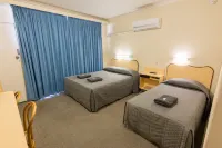 Billabong Motel