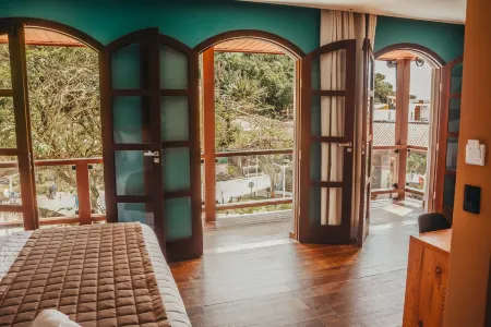 Flores da Praça Inn Отели в г. Морро-де-Сан-Паулу