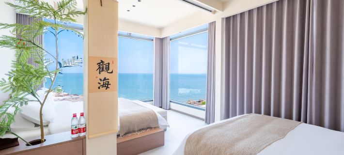 ラグジュアリー  ·沐海聽濤オーシャンビュー民宿 連雲港のホテル
