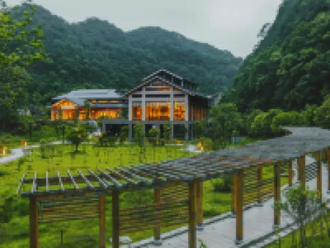 GUANGYUEHUA.HUOMAIDIZHIYANXUEYINGDI Hotels in Leye