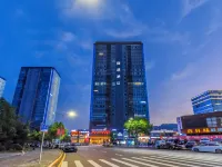 Chongqing Kuyue Hotel, Wanzhou Changjiang Star Yixin Plaza Hotels near Wanzhou Wuqiao Airport