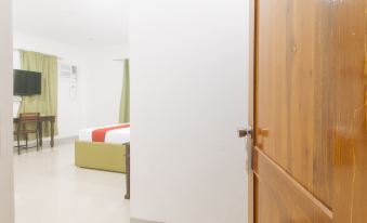 2. RedDoorz..