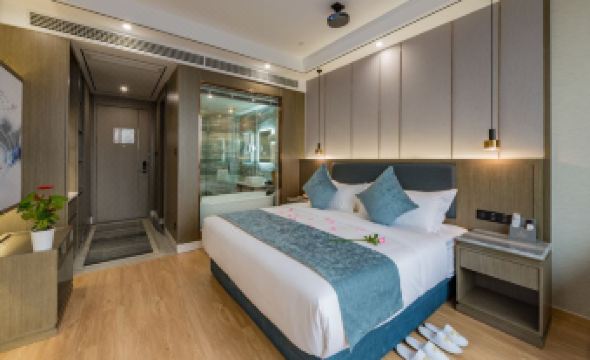 Rezen Hotel Wansheng International