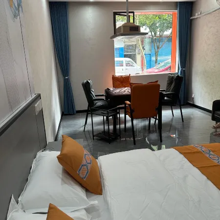 Budian Hotel