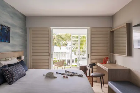 Peppers Beach Club & Spa Palm Cove