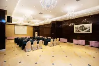 Zhongcheng Holiday Hotel Hotels in Hulunbuir