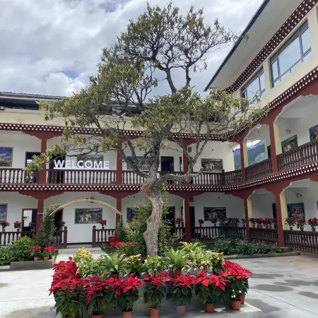 Nyingchi Sangji Zhuoma Family Homestay