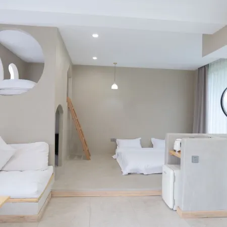 Dongtaihang Qianyu·Jubai Vacation Apartment