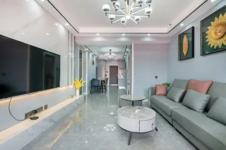 Beidaihe Laoliu Homestay (Liuzhuang Night Market) Отели рядом с достопримечательностью «Qinhuangdao Safari Park»