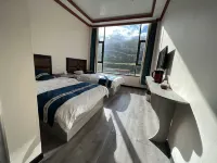 Chunlei Manor