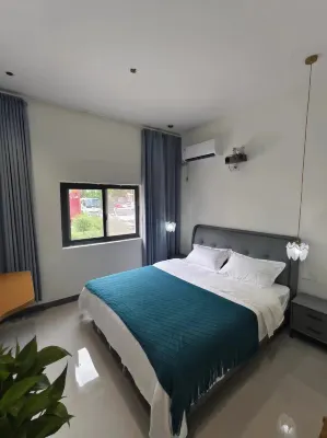Chuyu Homestay (Kaifeng University) Отели рядом с достопримечательностью «Кайфунгский университетский колледж туризма»