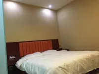 封丘星月エコノミーホテル