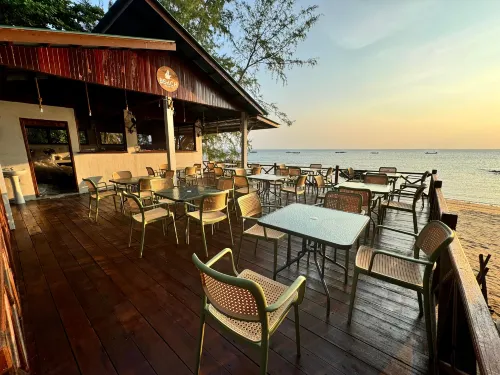 Dumba Bay Tioman Hotels in Tioman