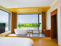 Guna Right River Bank Holiday Villa Hotels in Eerguna