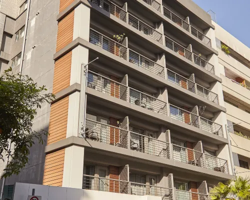 Simple+ hotel Hotels near Urban One
