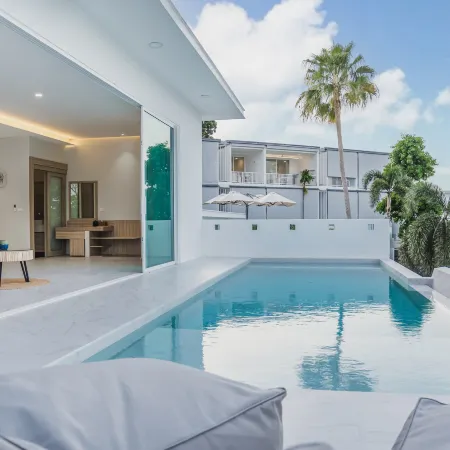Replay Pool Villa