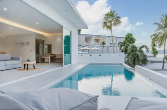 Replay Pool Villa Hotels near Maenam Beach