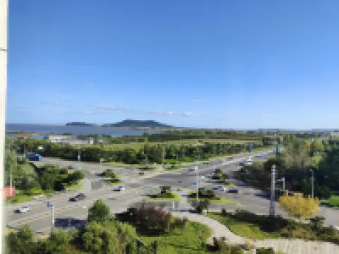GreenTree (Rongcheng Swan Lake Business Hotel)