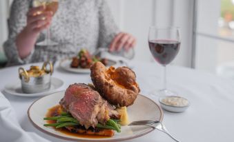 Bromley Court Hotel London