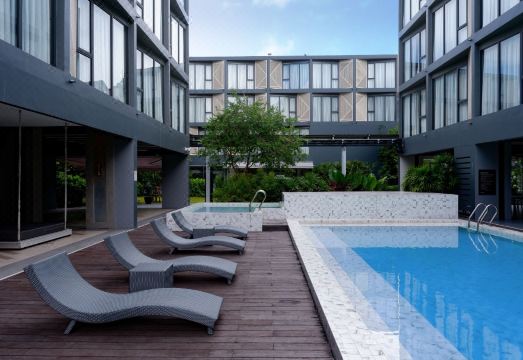 Canalis Suvarnabhumi Airport Hotel