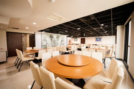 Qifeng Ocean City Hotel Kaohsiung Pier 2