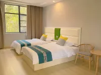 Anning Baiweiya Hotel - Bãi đậu xe