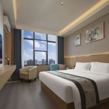 Lejoy Shangpin Hotel (Xiangxiang Yumen Commercial Street Store)