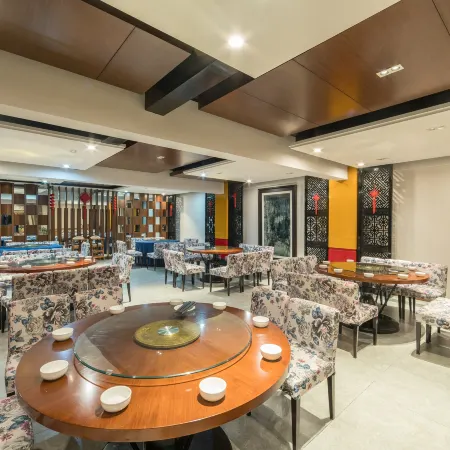 Dali CangShan Shimenquan Hot Spring Resort Hotel