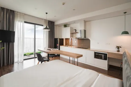HMH - Vinhomes D'capitale - Tranquil Waters Apartment in Ha Noi