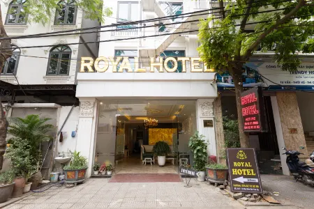 Royal Hotel Thanh Trì