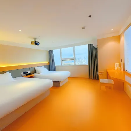 Four Seasons S Hotel (Ma'anshan Yaoban Golden Eagle Shopping Center)