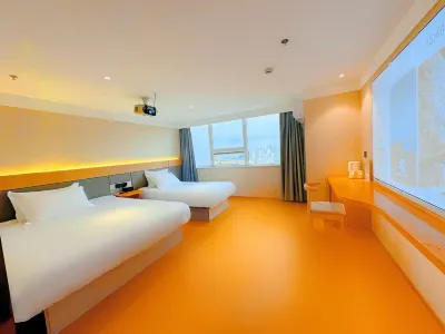 Four Seasons S Hotel (Ma'anshan Yaoban Golden Eagle Shopping Center) Hotels near Qijiang Institute of Technology (Huolishan Campus)