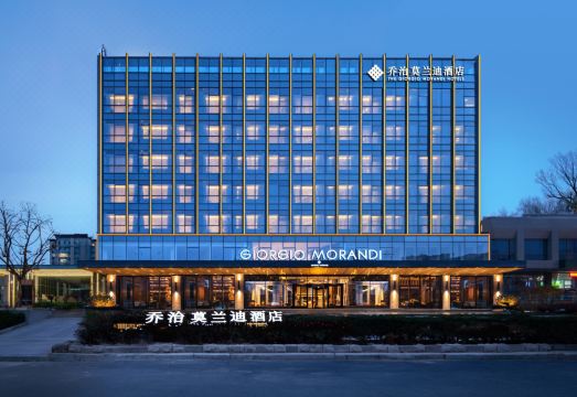 호텔 객실 내부 2