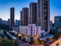 Huaxuan Hotel (Changsha Meixi Zijun Lugu High-tech Zone) Hotels near Meiling Park