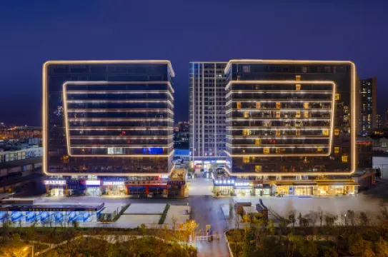 Kunming Lirui Hotel (Plateau Pearl International Trade City)