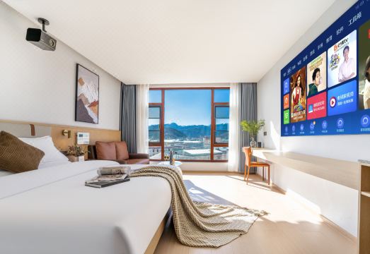 Yuegui Scenic Hotel의 모던한 객실 내부