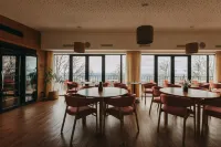 Estrela Serenity - Mountain Resort - 조식 운영