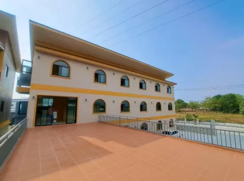 Walan hotel sriracha