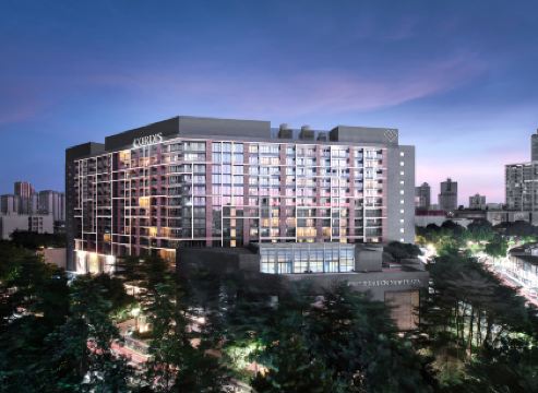 佛山嶺南天地康得思酒店