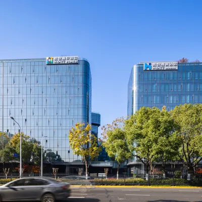 Hyatt Place Shanghai Hongqiao CBD Hotéis próximos à Shanghai Hongqiao Railway Station