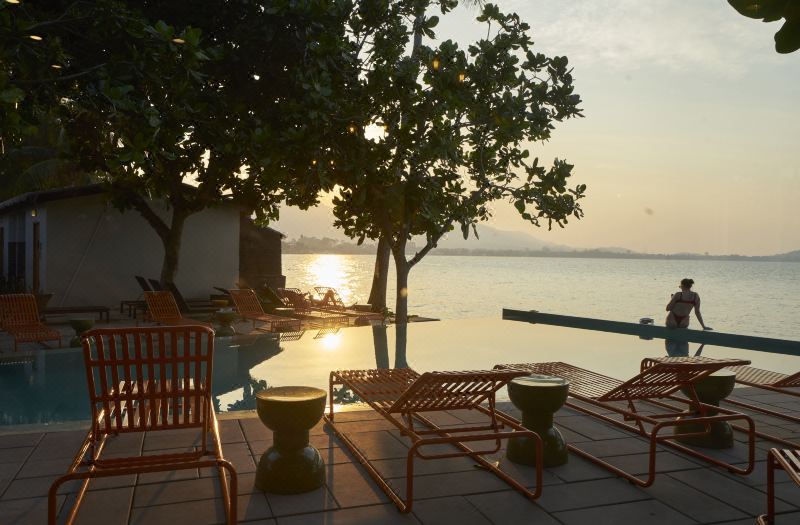 Escape Beach Resort photo 5