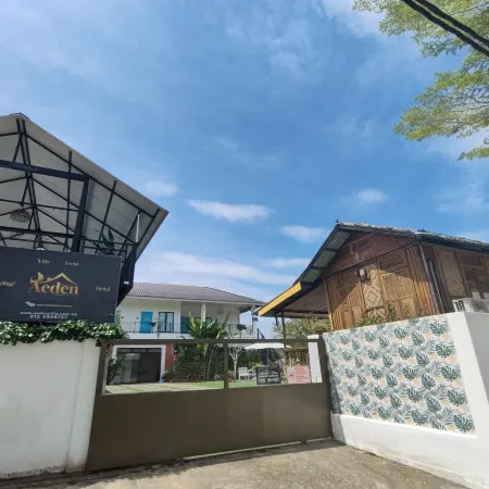 Aeden Villa, Roomstay & Homestay