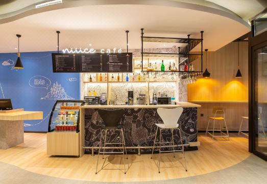 Ibis 호텔 (No.379 Huabei Rd) 외관