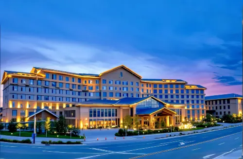 Dunhu Hotel in Lanzhou New Area - con terme