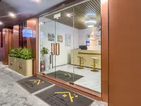 悠然Crazy連鎖公寓（唐家灣輕軌站店） 北京師範大學（珠海校區）附近的飯店