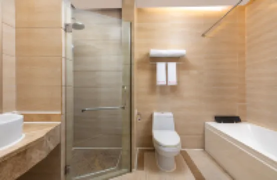 Ramada Hotel Zhangjiajie (Tianmen Mountain Cable Car Station)