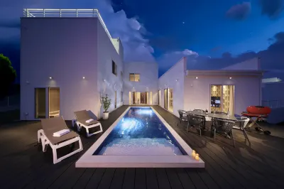 Crystalvilla Shirahama Parkside