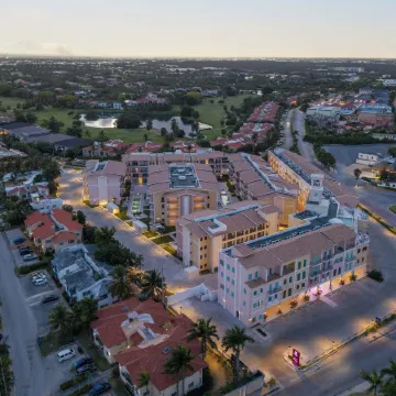 Reserva Real By Harper